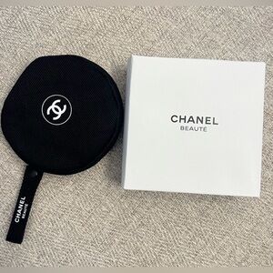 CHANEL Black Key & Card Holder -Chanel Beauty